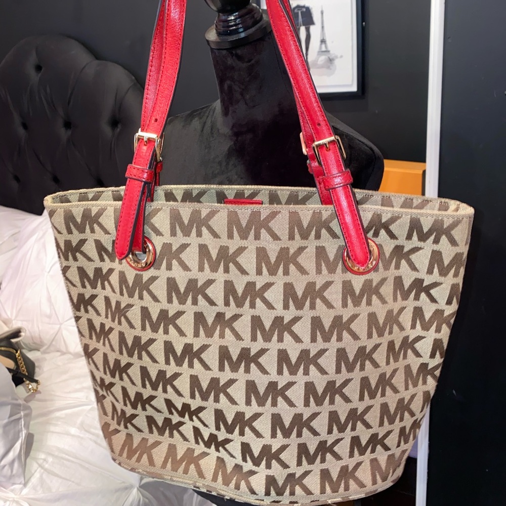 Michael Kors bag